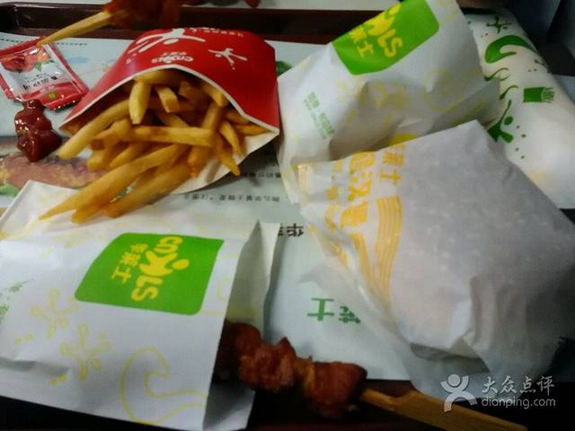 华莱士·全鸡汉堡(信息学院店)