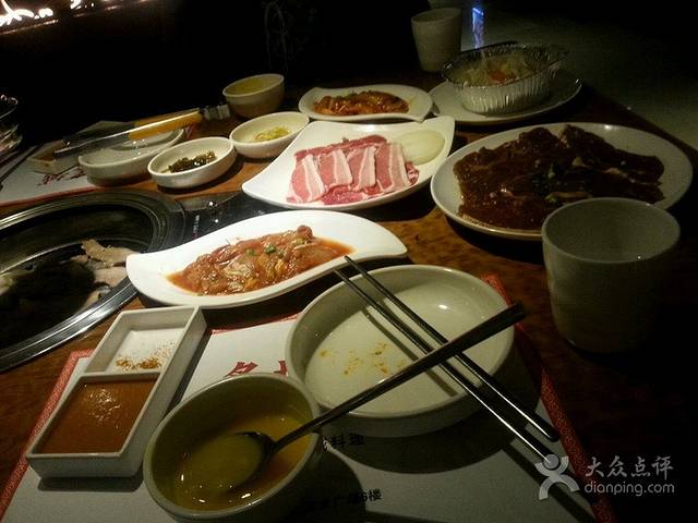 炙城烤肉(南京东路店)