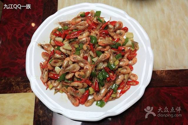 兰兰私房菜(火车站店)