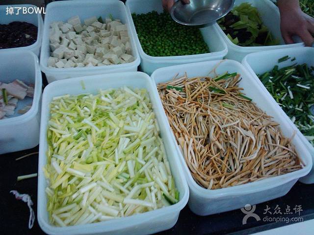 李记无名蘸水肥肠粉(长冶路二段店)