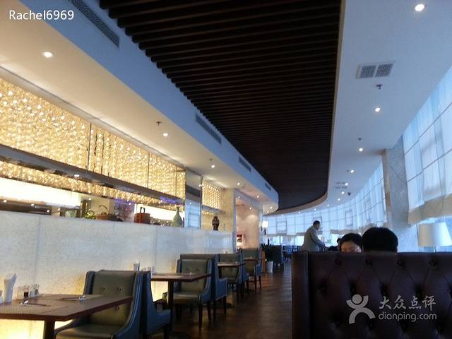 抱海大酒店自助餐