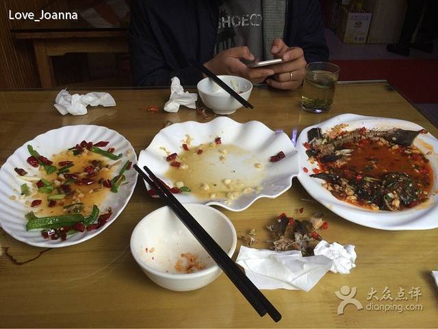 农家土菜老煨锅(木鱼镇店)