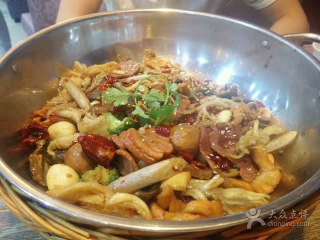 秦妈火锅(CBD店)