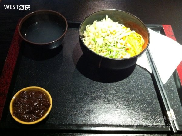 千寻面馆(广场街店)