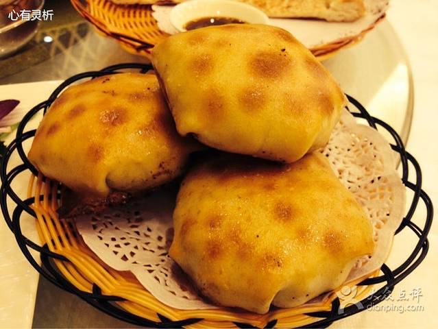 新疆伊斯坦美食城(石牌店)