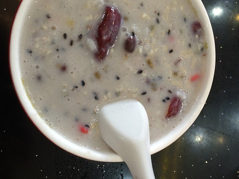 强氏喜阿婆粥饼店