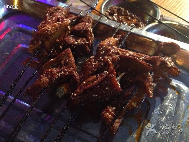 清真尕穆萨美食城总店