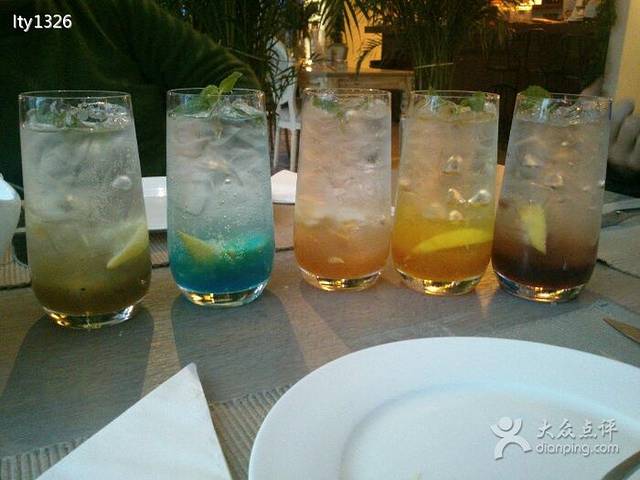 MOMENT湖景意大利餐厅(解放路店)