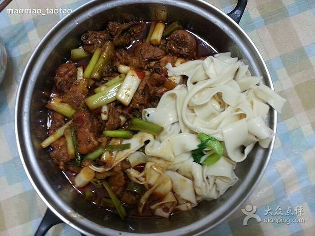 于小鱼炒鸡(东关店)