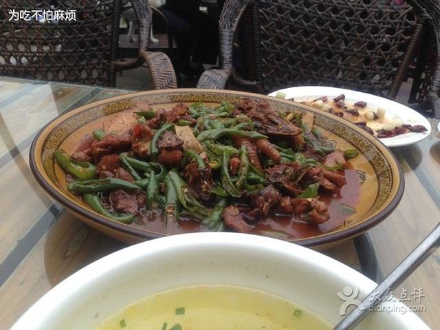 老字号黄羊肉.金顶烧鸡公鱼庄