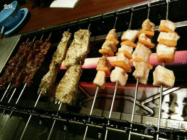 小木屋烤吧(百花店)