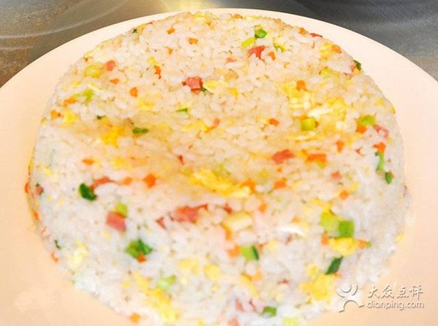 韩一洲泥炉烤肉冷面串吧