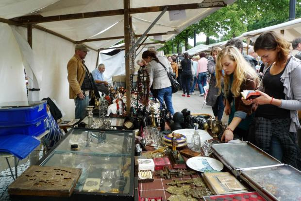 动物园畔跳蚤市场