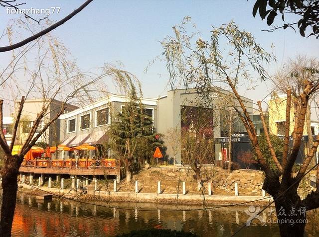 COACH(百联奥特莱斯店)