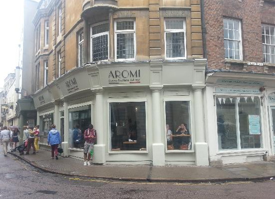 Aromi咖啡餐馆
