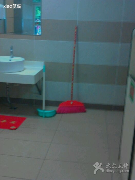 华莱士·全鸡汉堡(利国店)