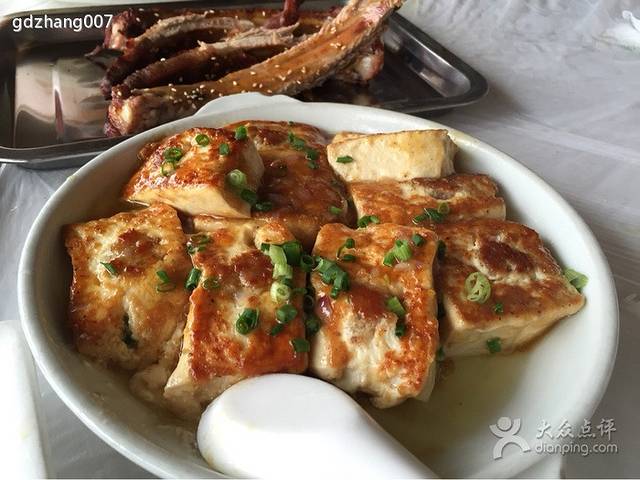 鹊坑农庄客家菜馆