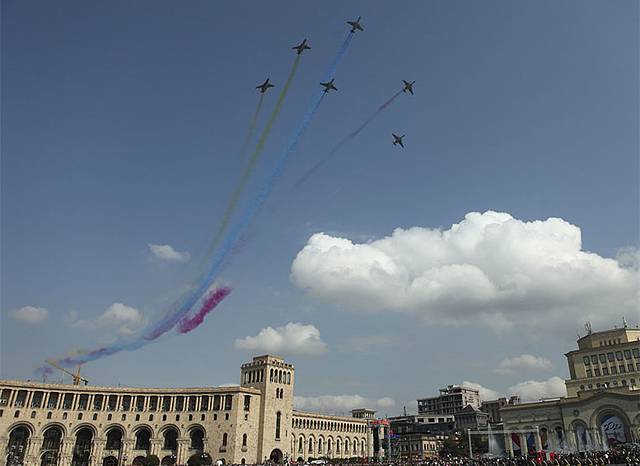 兹瓦尔特诺茨国际机场