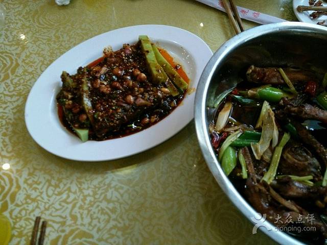 小小鲜干锅香辣馆(北海路店)