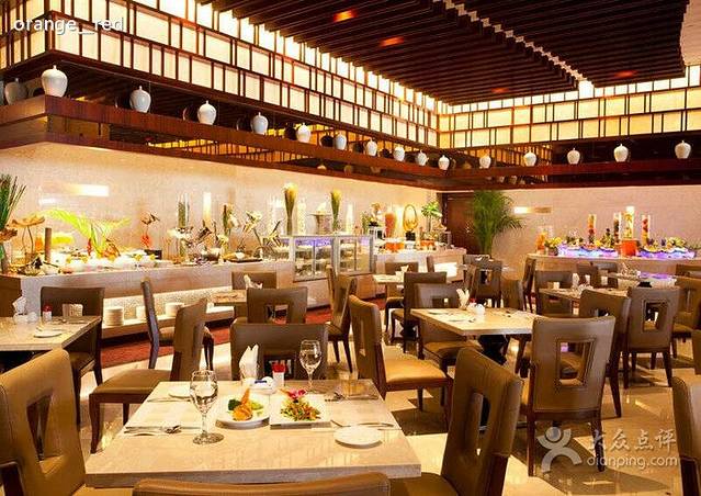 风度华美达广场酒店自助餐厅