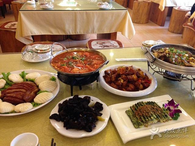 万兴楼饺子(中华北大街店)