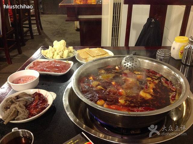 渝大狮毛肚老火锅(南坪总店)