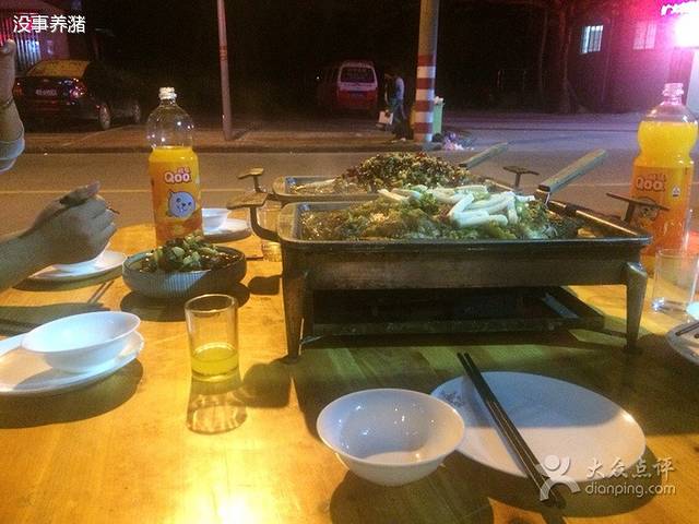 阿庆嫂餐饮(龙川公园店)