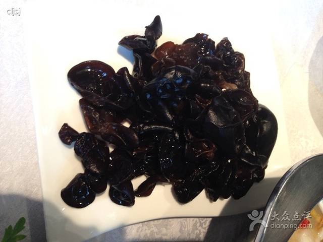 沸炉重庆老火锅(军事博物馆店)