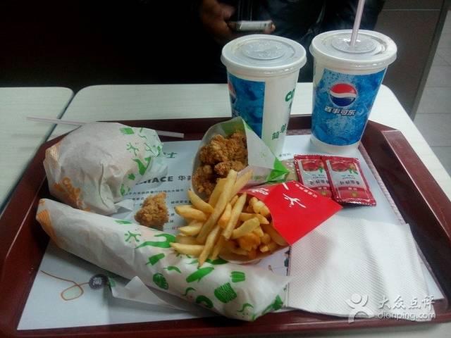 华莱士·全鸡汉堡(海政路店)