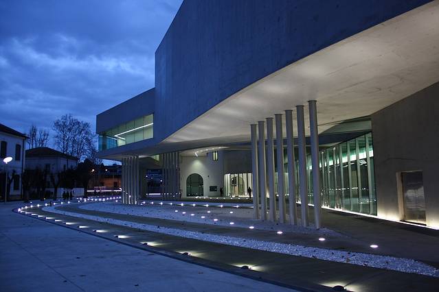 国立二十一世纪艺术博物馆