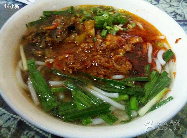 卓卓风味(护国路店)