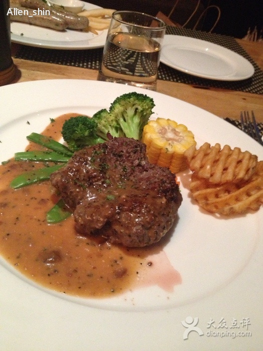 碧特博格西餐啤酒花园(芜湖路店)