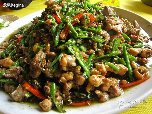 酒鼎尖椒鸡(九鼎花园店)