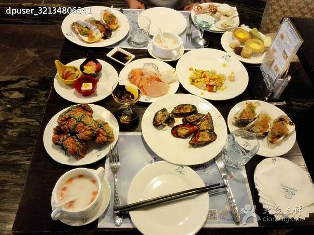 小天鹅戴斯酒店鲸鲨百汇自助餐厅