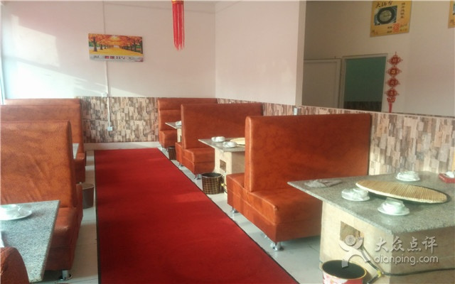 迎北大锅台·正宗东北铁锅炖(生产路店)