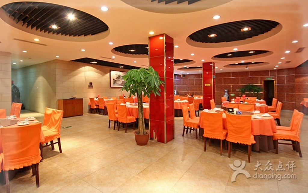 小豆花村鱼头泡饼店