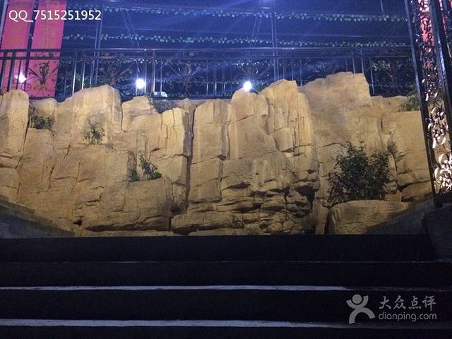 双宜农庄·柴火鸡·烤全羊