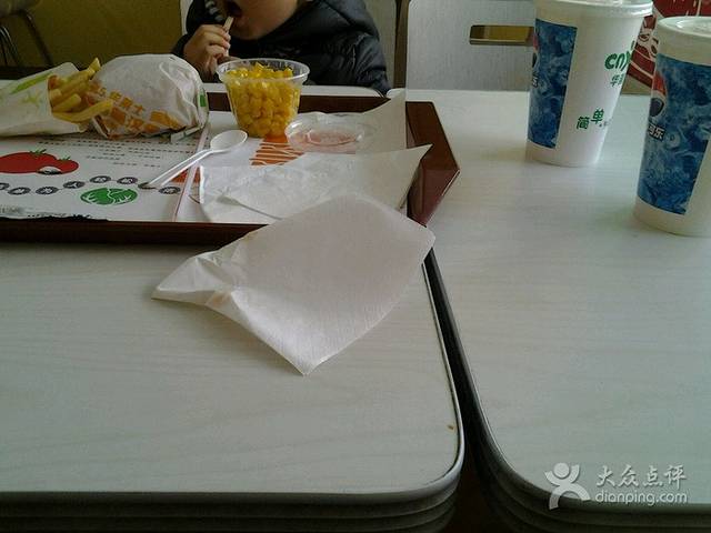 华莱士·全鸡汉堡(凌河店)