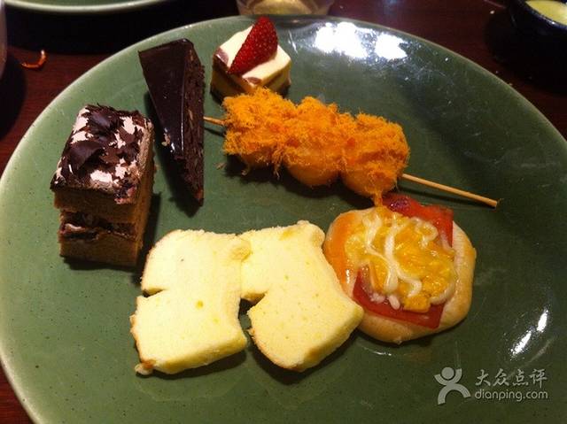 金茂国际大酒店餐厅