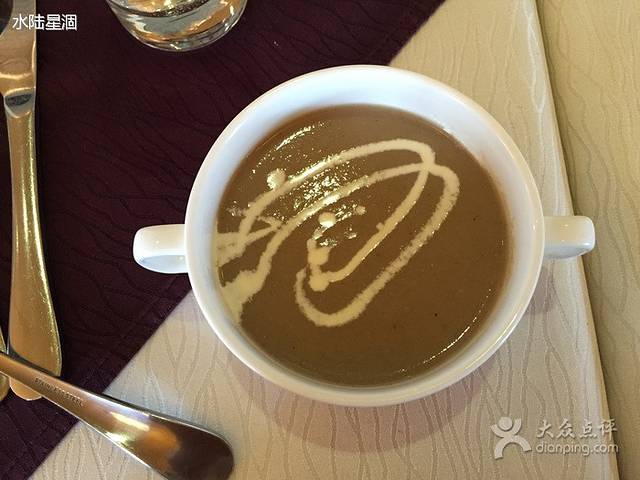 天马高尔夫乡村俱乐部餐厅