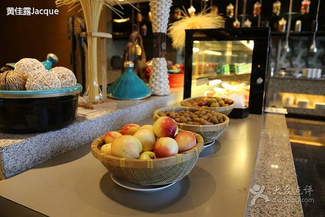 深圳观澜格兰云天国际酒店·爱丽舍西餐厅海鲜火锅自助