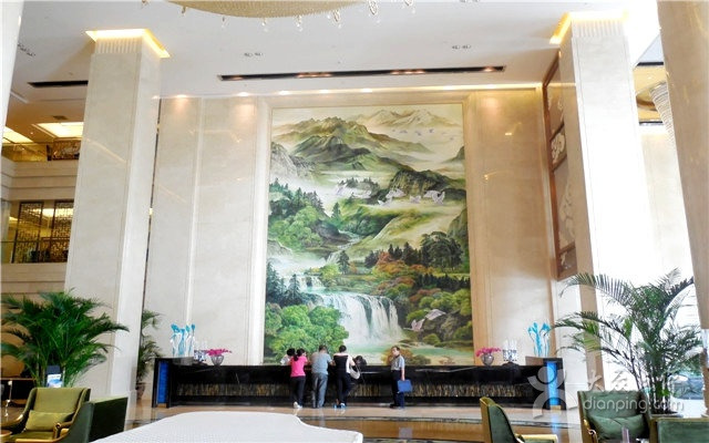 天鹅大酒店西餐厅