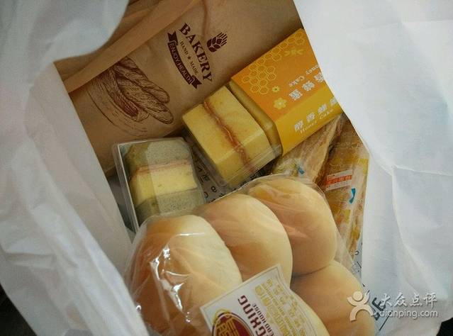 龙兴面包饼食(珠合店)