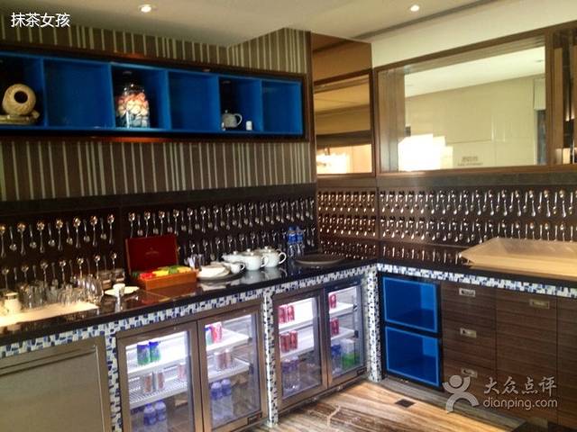 希尔顿逸林酒店·锦廊大堂吧