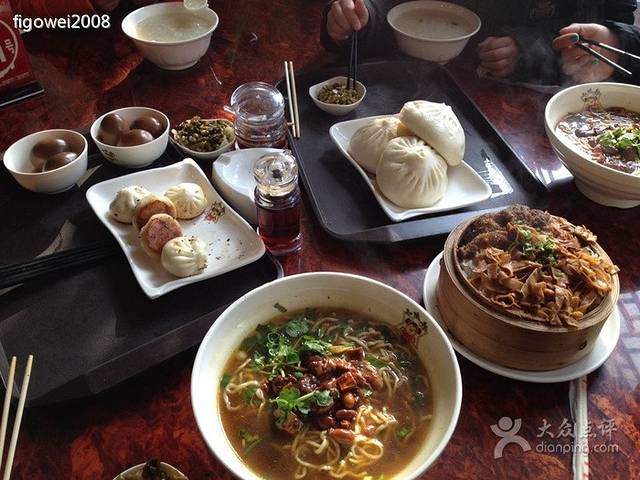 知味轩(钢城花园店)