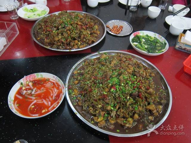 华仔特色酒家(滨河路二段店)