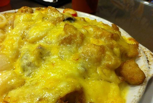 余荣记咖啡葡国餐(俾利喇街店)