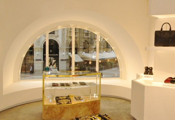 Versace（米兰店）