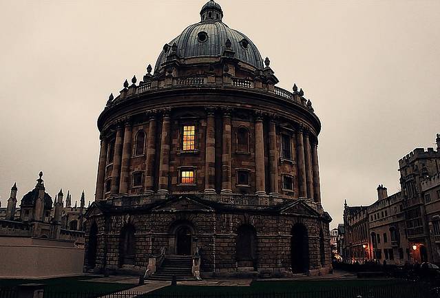 瑞德克利夫拱形建筑物