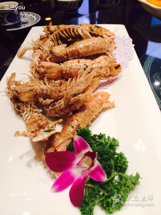 通宝酒店(杭州临平星光街店)